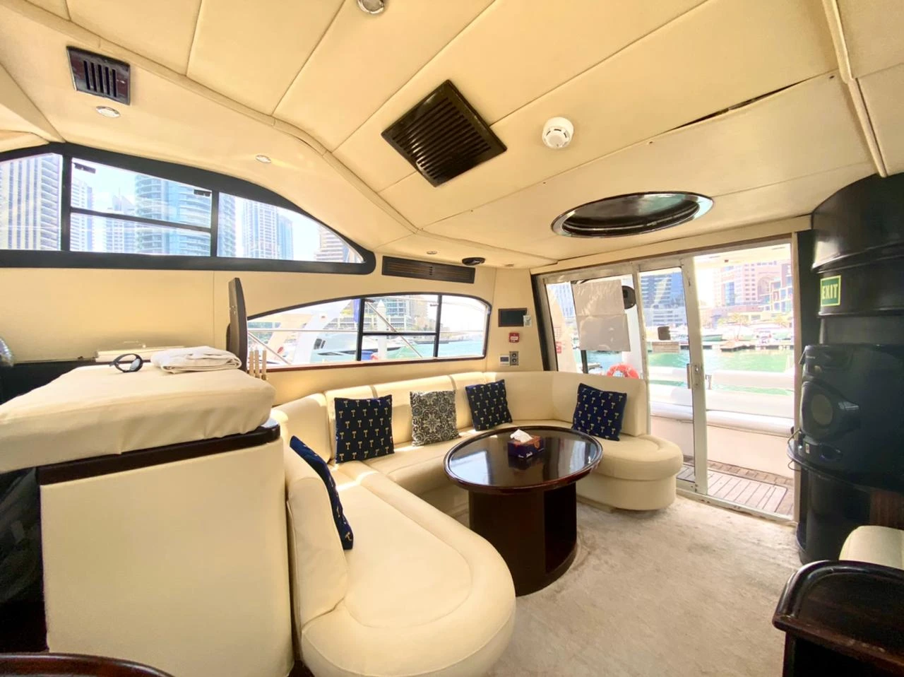Charter Yacht Dubai