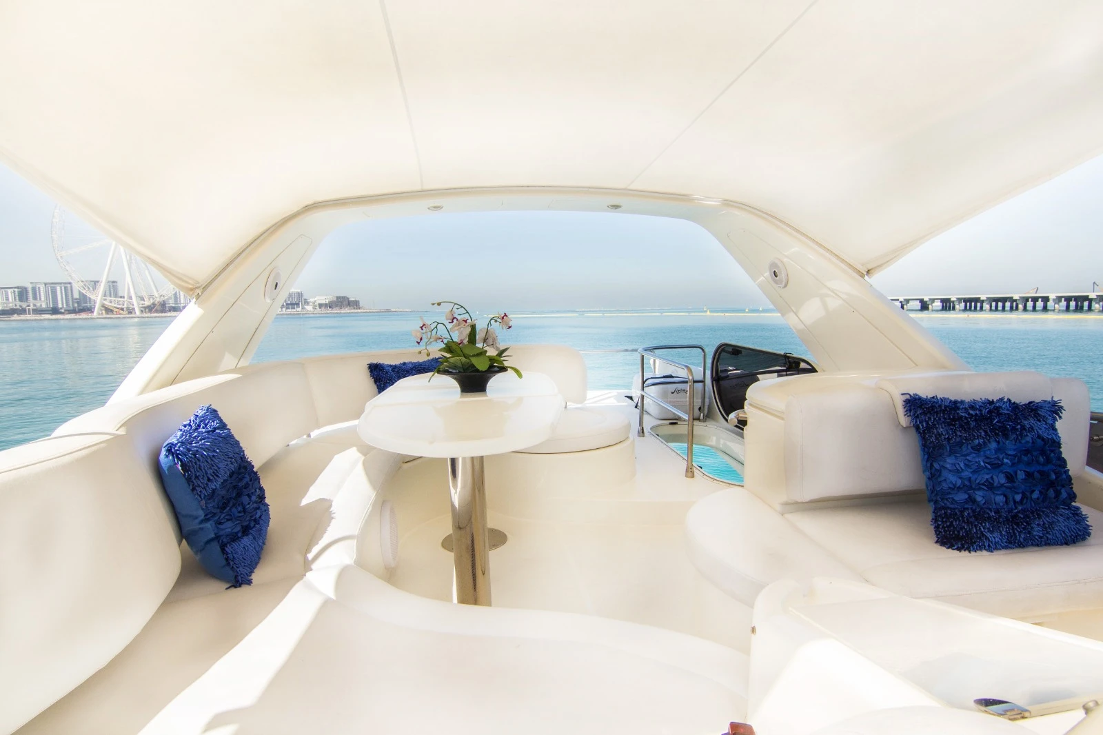 Dubai Luxury Yacht Rental